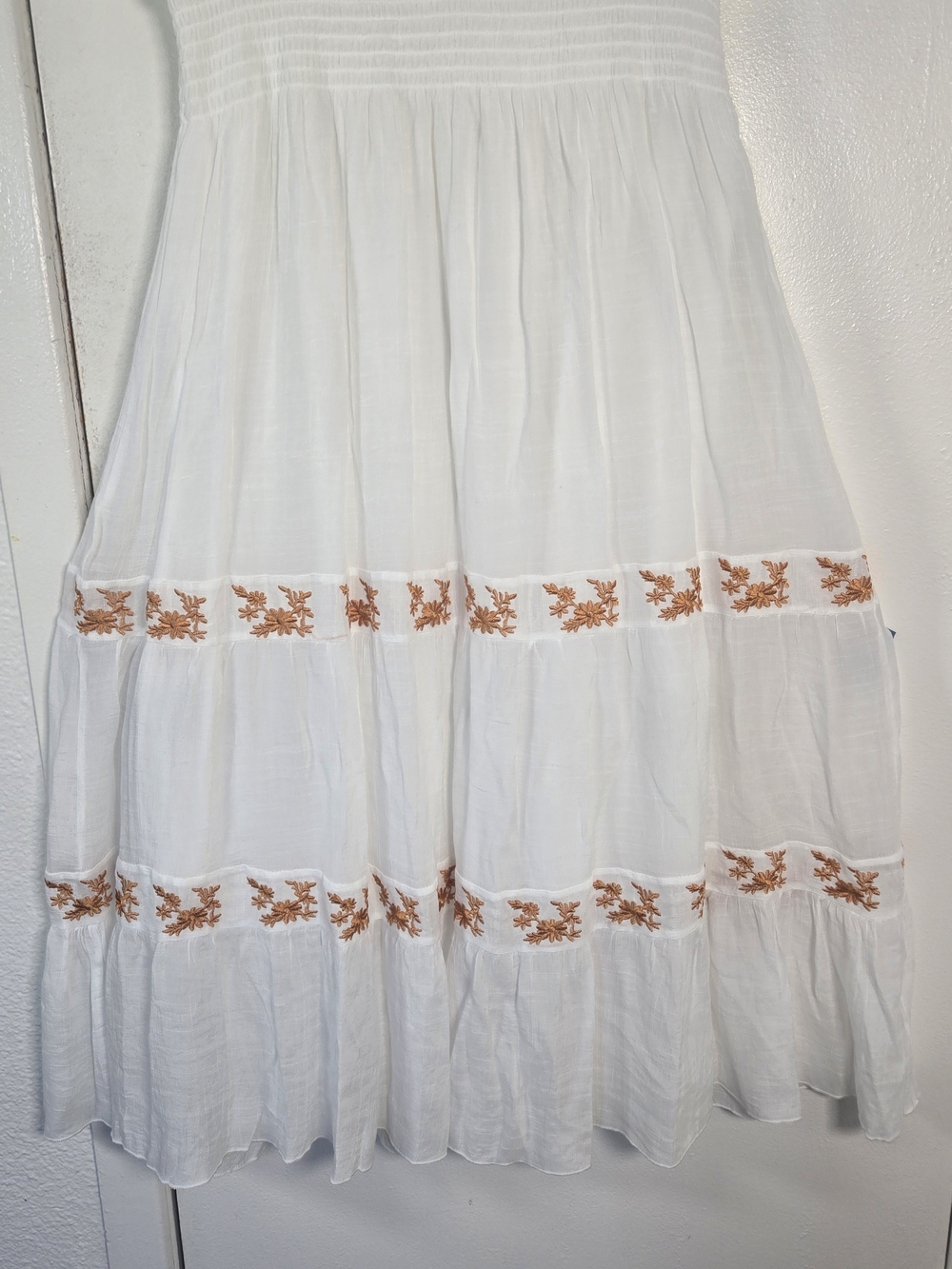 J Gee White Embroidered Smocked Dress PXL Petite XL Boho Floral Festival Midi - Picture 2 of 16